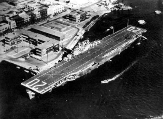 USS BENNINGTON CV-20 - 1946 